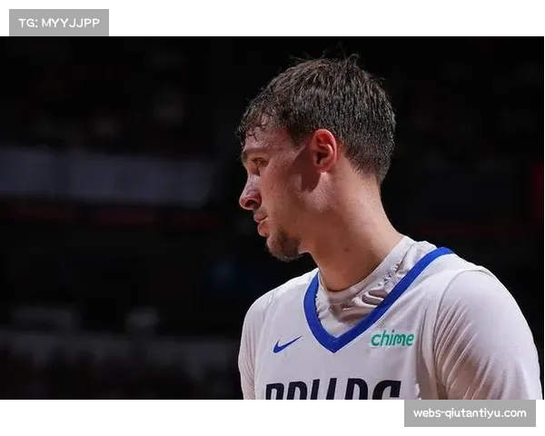 弗拉格本赛季再度收获两双，成为首位多次达成此成就的新秀